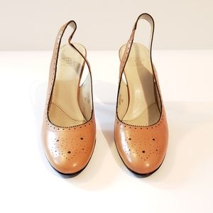 NWOT Women's Circa Joan & David Slingback Pumps